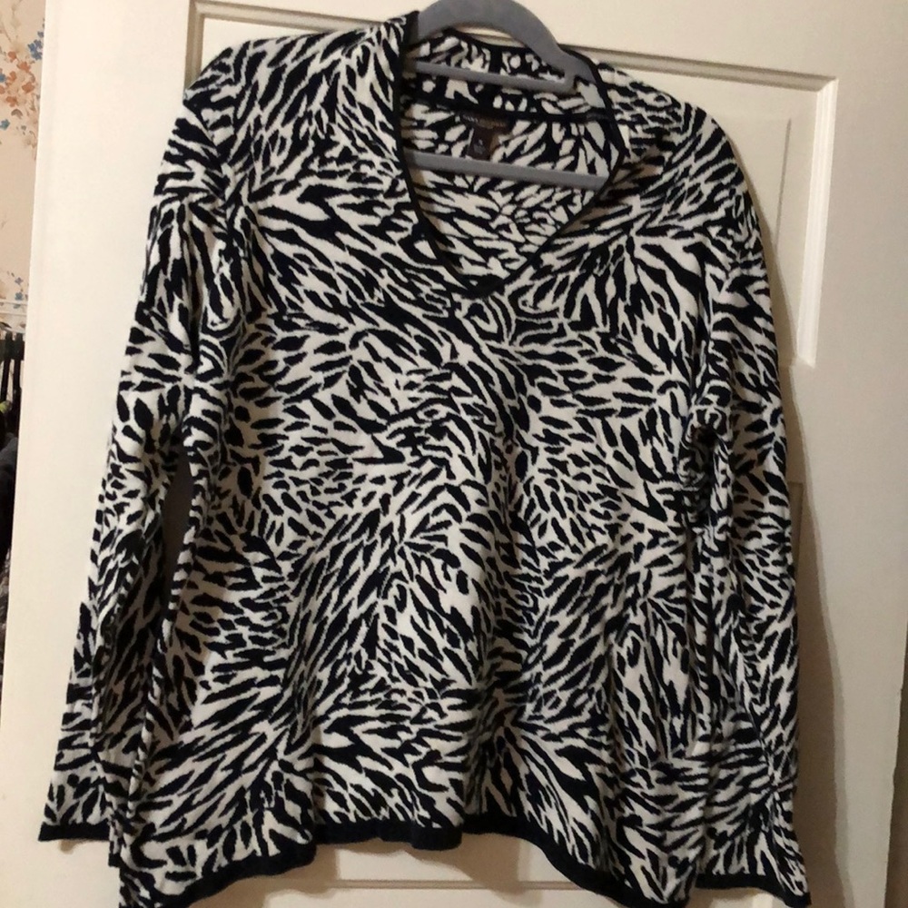 Dana Buchman sweater